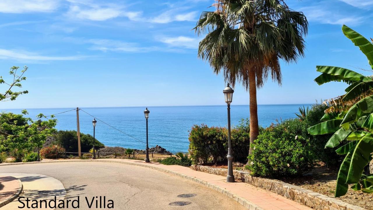 Silhouse Nerja Villas Beach Bagian luar foto